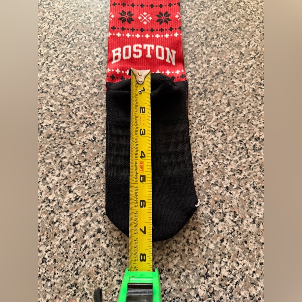 Boston University Terriers themed Strideline socks holiday sweater" pattern NWT - Picture 4 of 5